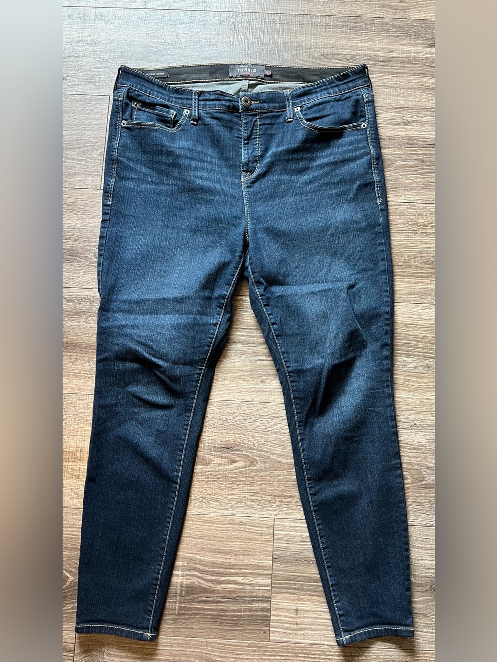 Torrid Sky High Skinny Jeans 18R Premium Stretch Dark Wash High Rise